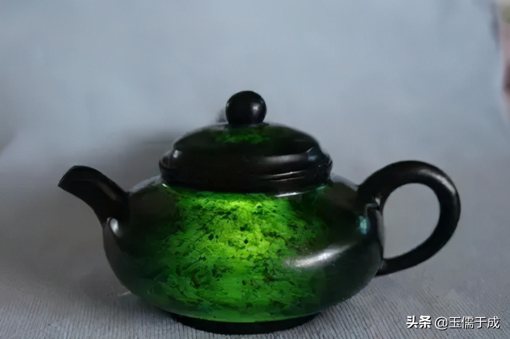 图解石英岩玉与翡翠的区别,石英岩玉和碳酸盐质玉哪个值钱