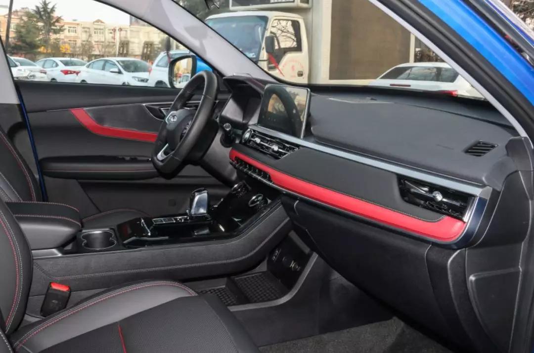 长安cs55plus和奇瑞瑞虎7,瑞虎7plus1.5t尊贵版试驾