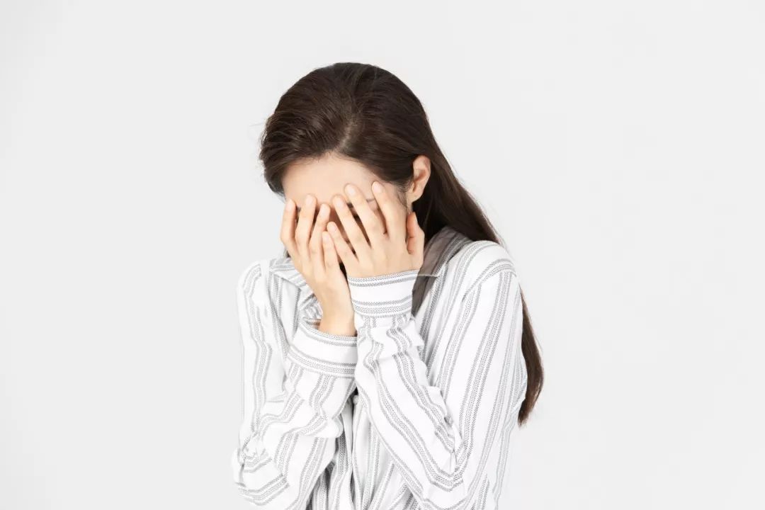 月经量少点滴而下，颜色发暗这篇文章告诉你答案