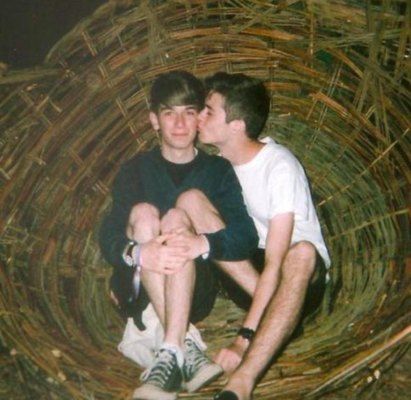 19岁英国青年,英国19岁少年