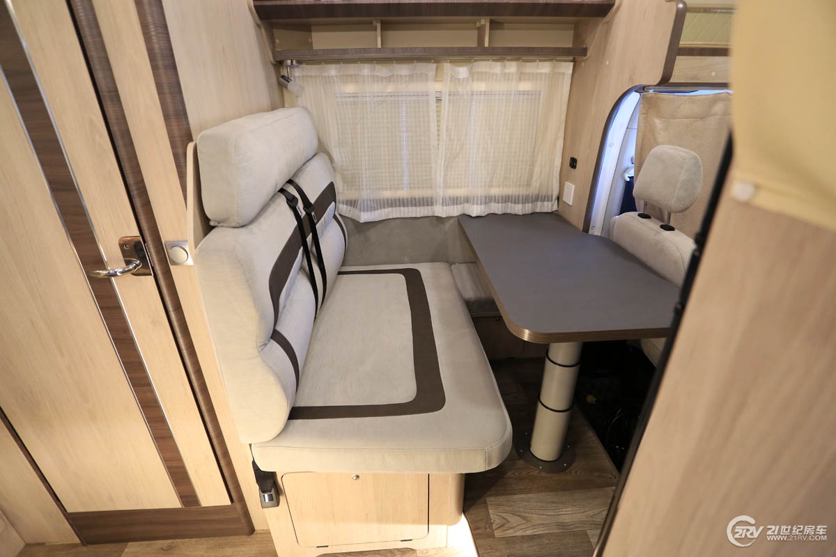 亚特b型房车最新款,10年的房车