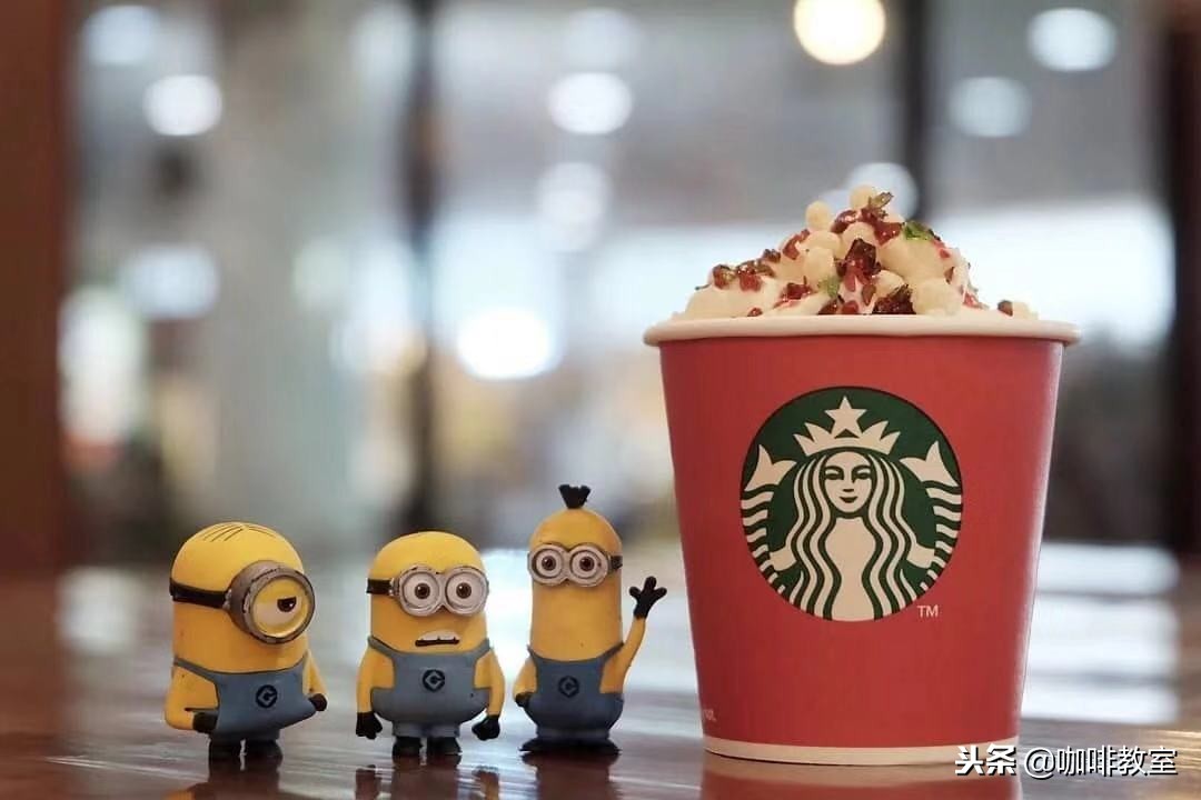 星巴克会员“买三赠一”今天起取消，消费满450元才能换一杯！