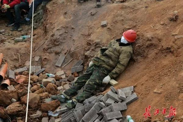 肺炎疫情如何走出恐惧 (肺炎疫情过后你们有什么打算)