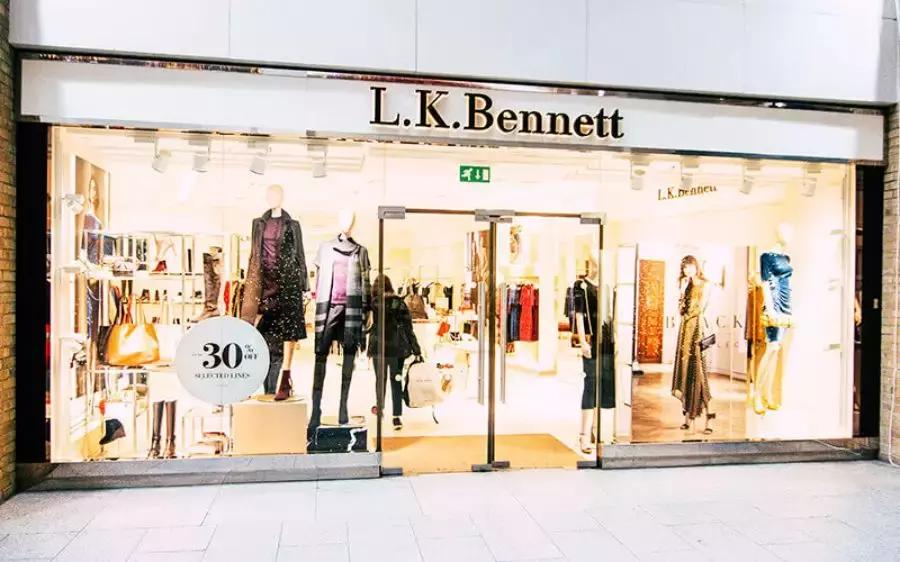 一年带货1.5亿英镑的凯特王妃,却把她最爱的品牌穿倒闭了?