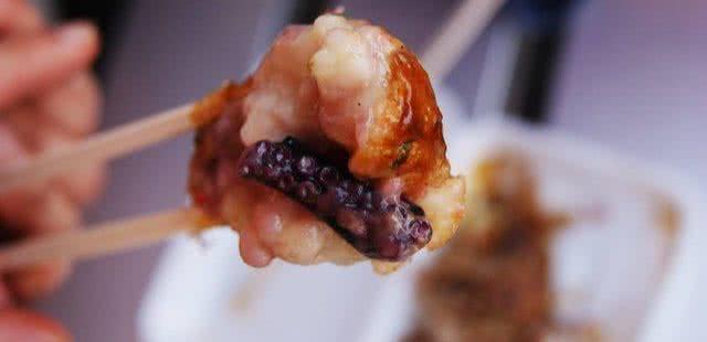 日本大阪藏在小巷的美食,正宗日本章鱼烧旅游图片