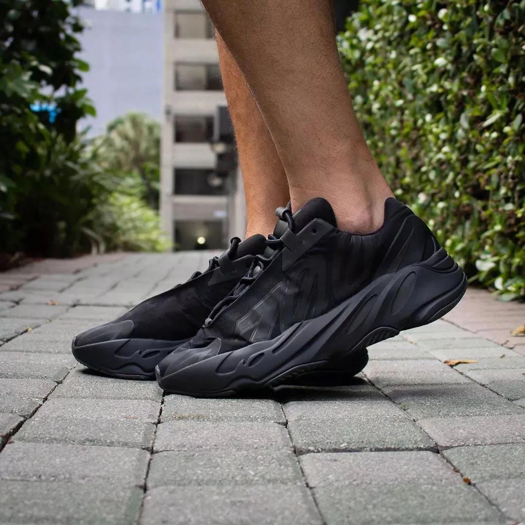 yeezy350v2解说,yeezy350版本推荐