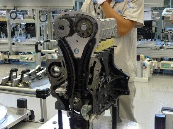 锐志3.0和2.5零百加速,丰田锐志13款2.5零百加速