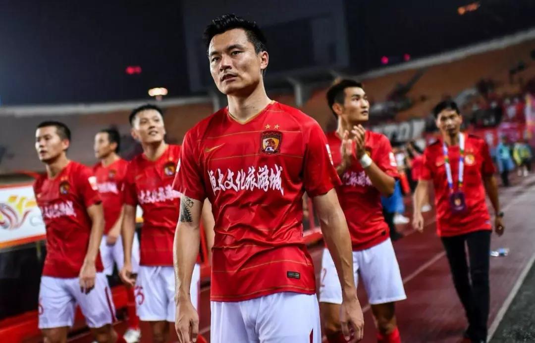 上港终于夺魁恒大仅排第六,上港恒大夺冠完整视频