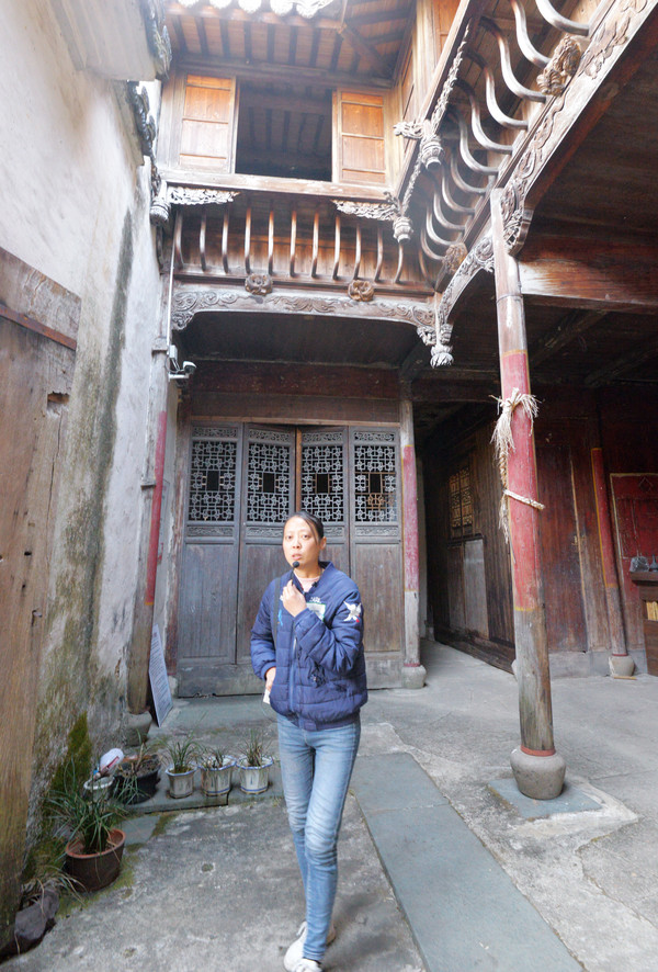 千年古村的老街,霞山古村落在哪里