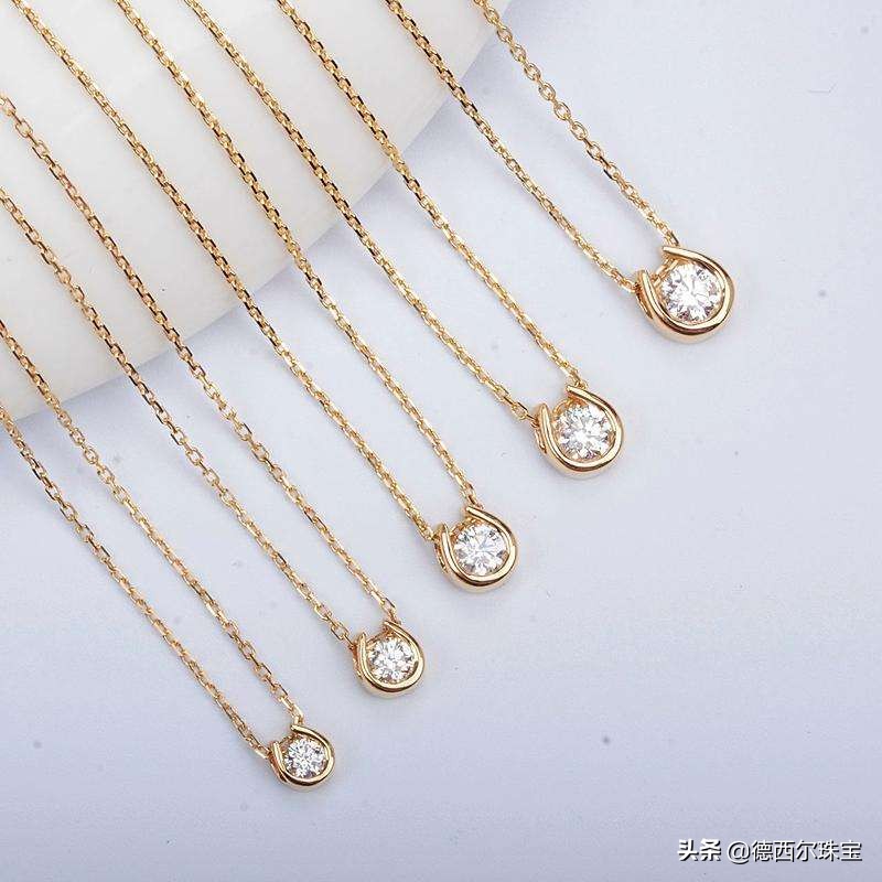 18k金和沙金哪个掉色,18k金掉色吗洗澡能戴吗