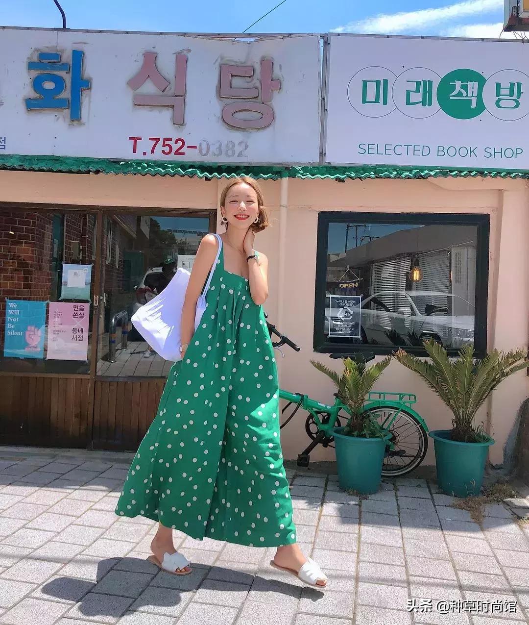 穿着阔腿裤上厕所怎么办,如何正确穿阔腿裤