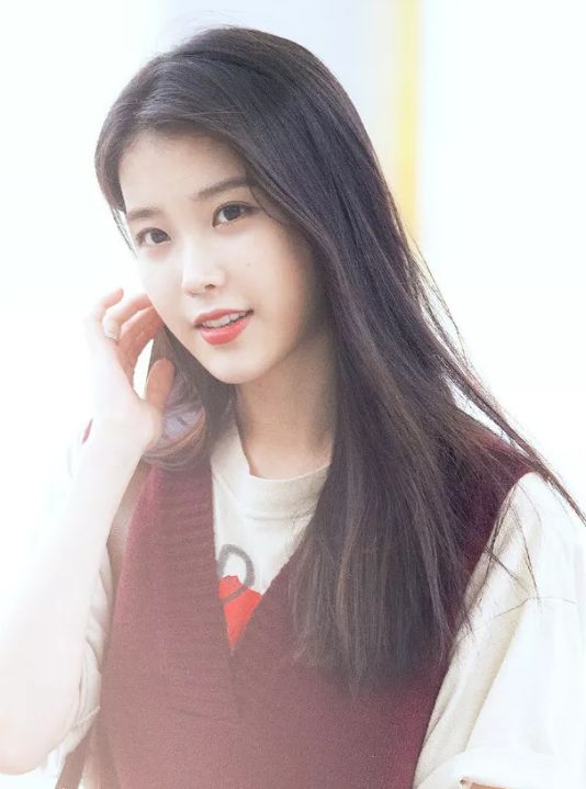 发际线高适合刘海教程不用卷发棒,发际线高不让有刘海怎么扎马尾