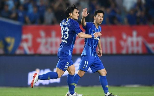 一场激情逆转的背后……奥帅更衣室嘶哑感谢老大哥力捧张凌峰