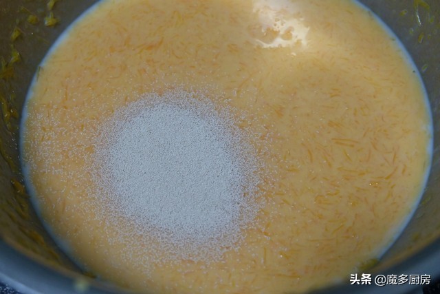 南瓜发糕不开裂的做法,南瓜发糕不粘手的做法步骤