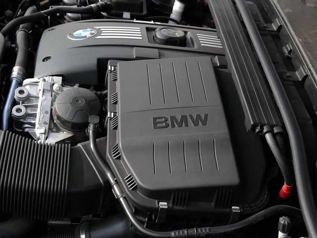 第四代宝马三系e46,05年宝马三系e46还值不值得买