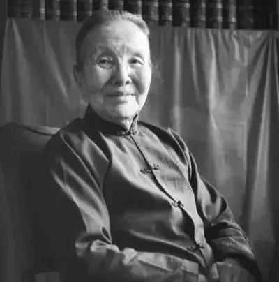 十位称为先生的女性,中国被尊称为先生的十位女性图片