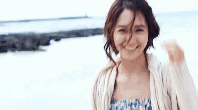 女人圆脸发型和方脸哪个更抗老,适合圆脸方脸女生的发型短发