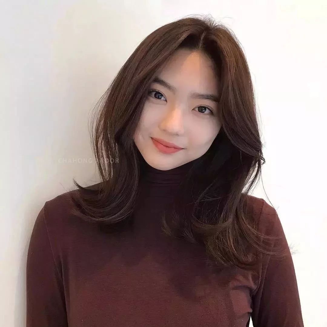 中长发锁骨发烫发中卷,初恋锁骨发中长发烫发