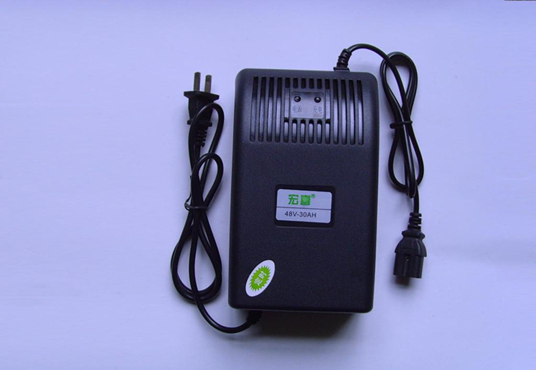 用72v充电器充60v的车一次就会坏吗,用72v充电器充60v的车还能骑吗