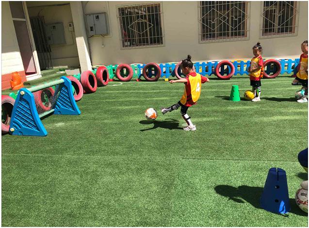 幼儿园足球比赛友谊赛,武口区幼儿园足球比赛视频