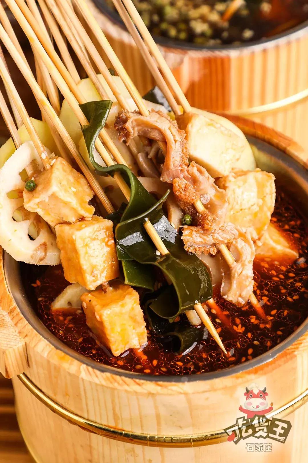 雨后来顿烧烤！庄里爆场的8大撸串圣地！半夜不回家的人都在这