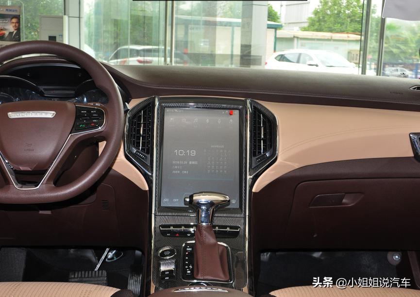 猎豹cs92018款,cs9猎豹车内饰