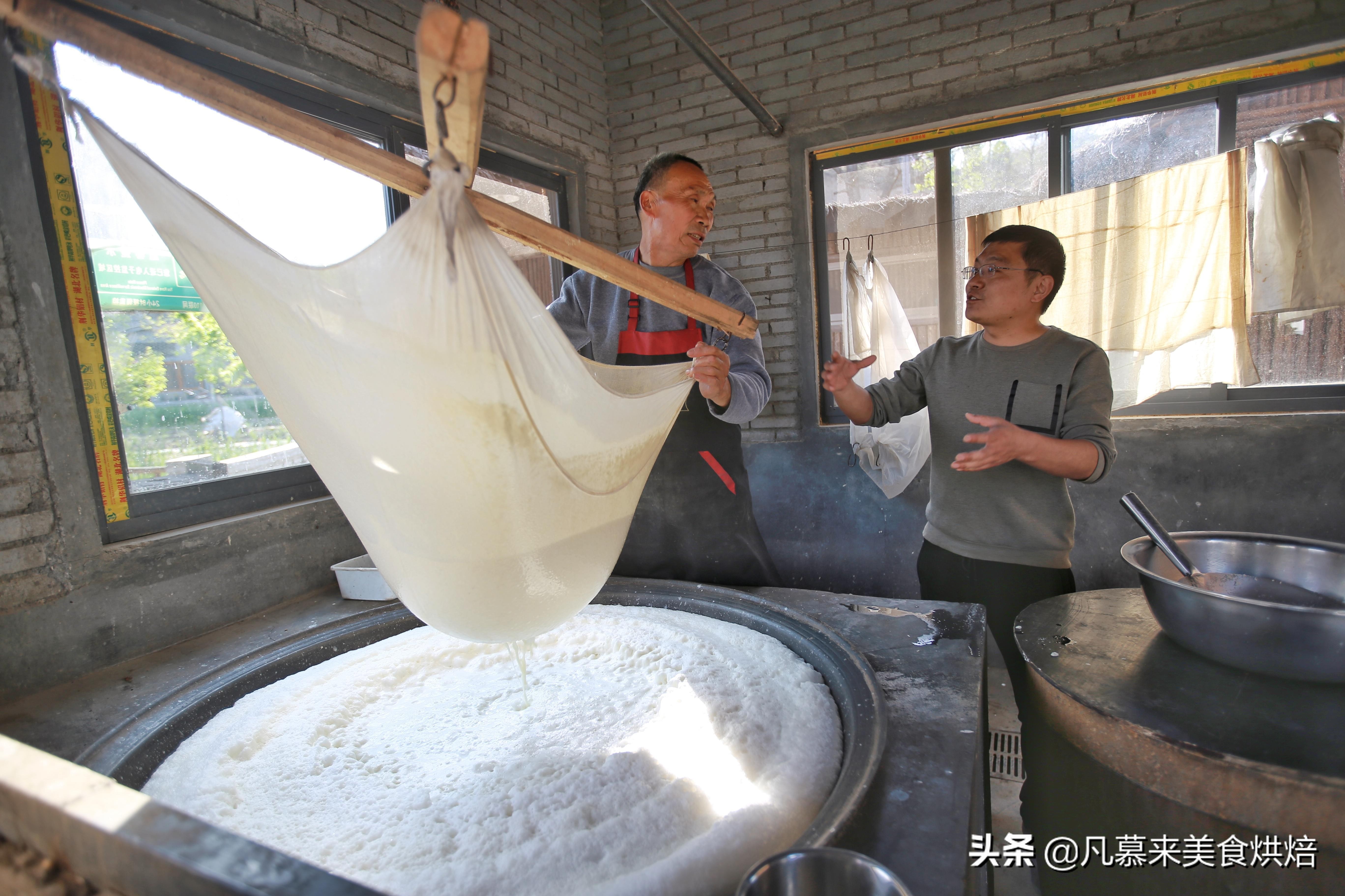 地方特色美食螺蛳粉,特色小吃各个种类的螺蛳