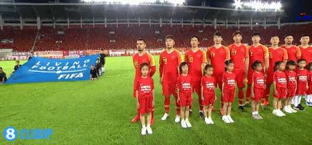 鲁能给球员送礼,鲁能献大礼视频