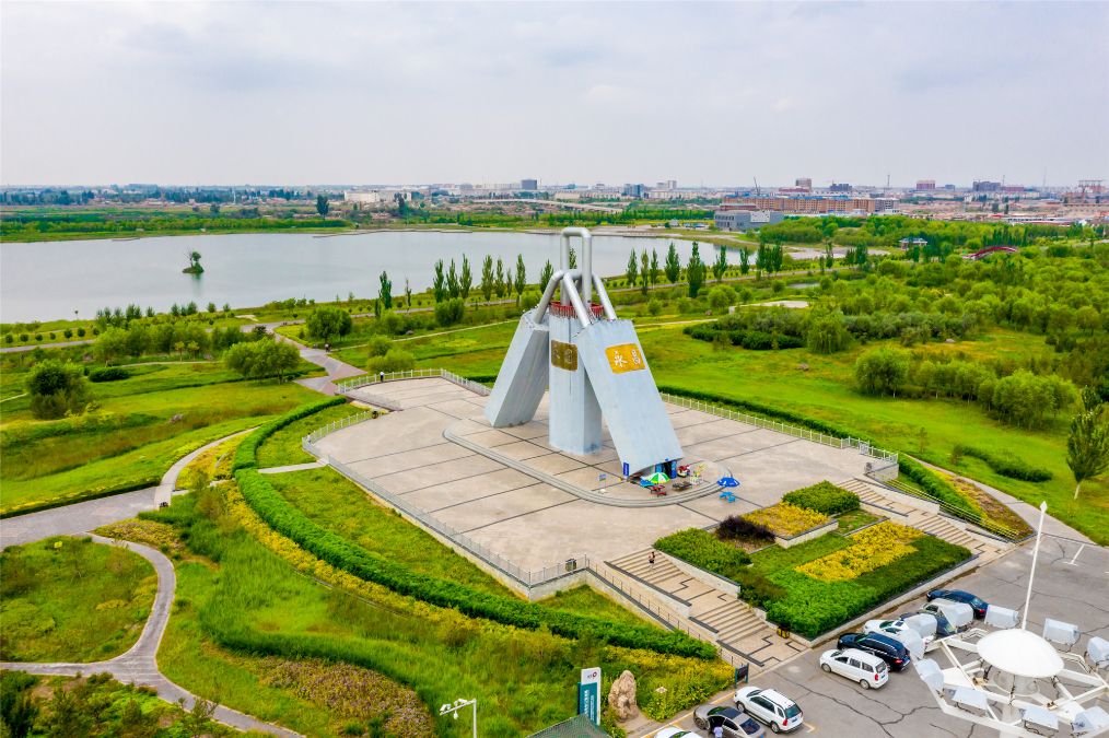 她是滔滔千里黄河的宠儿,阴山之下、河套之上的掌上明珠