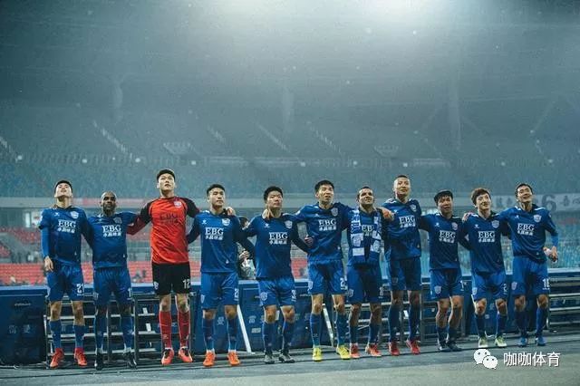 永昌球队精神,石家庄永昌球迷震撼助威视频