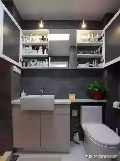 卫生间墙角收纳架子,小卫生间如何做收纳