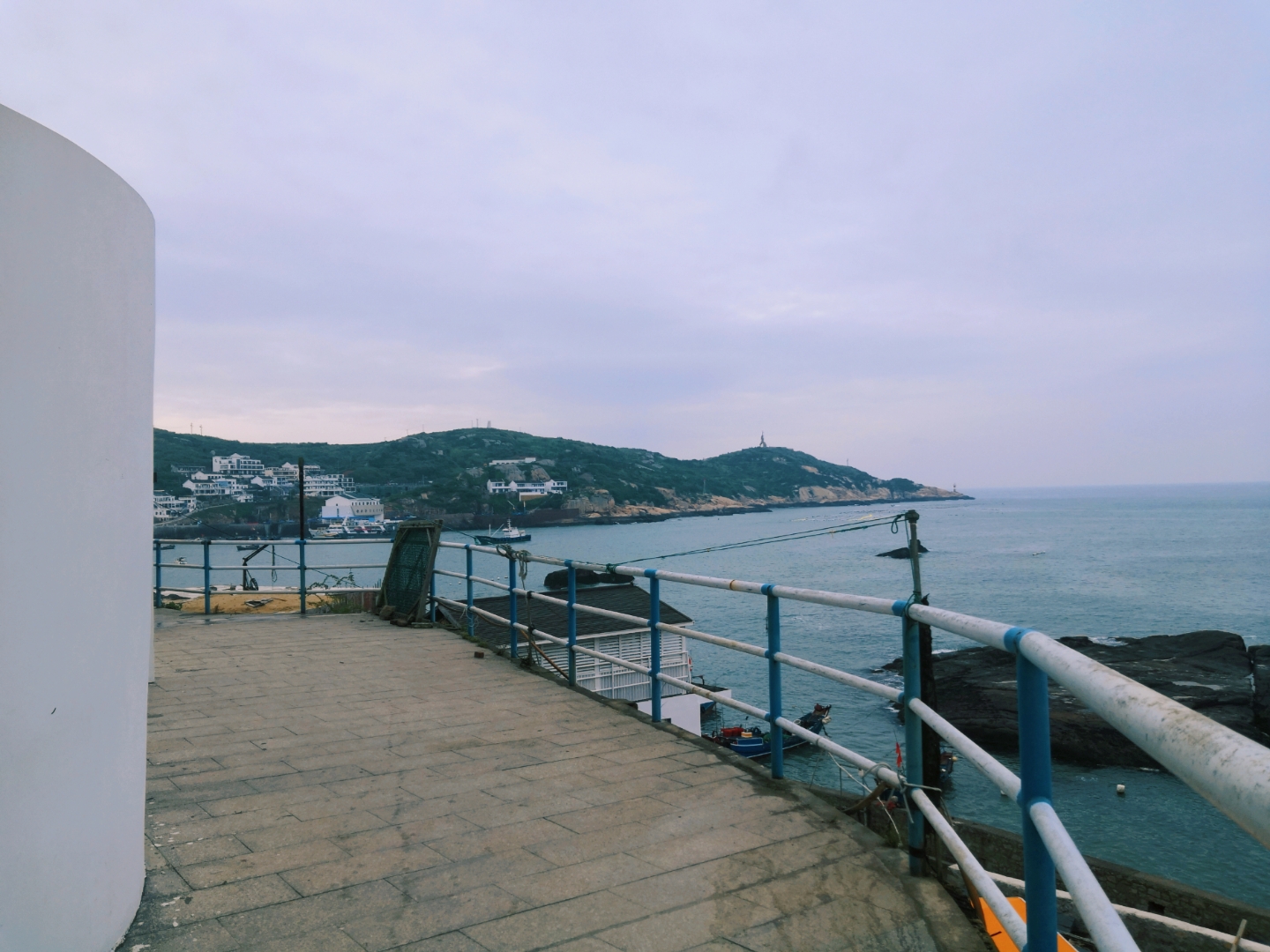 夕阳下美丽的东极岛,东极岛岛屿