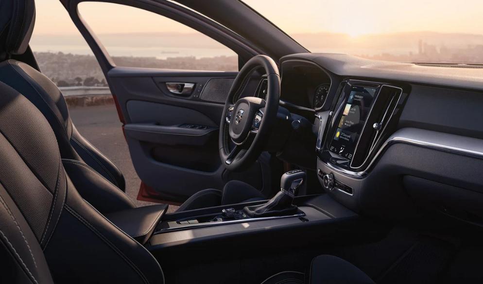 沃尔沃s60t5.0t参数配置详细,沃尔沃s60t5马力机