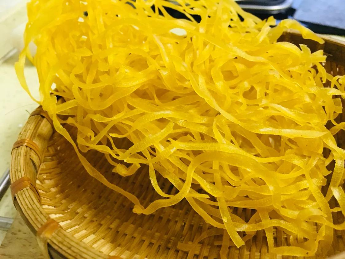 四岁的娃娃过份挑食，妈妈用这个办法来解决