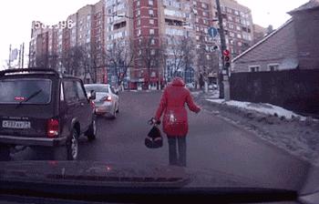 飞机上公然*行为性**！空姐怒吼：把你的“家伙”收回裤子里去！