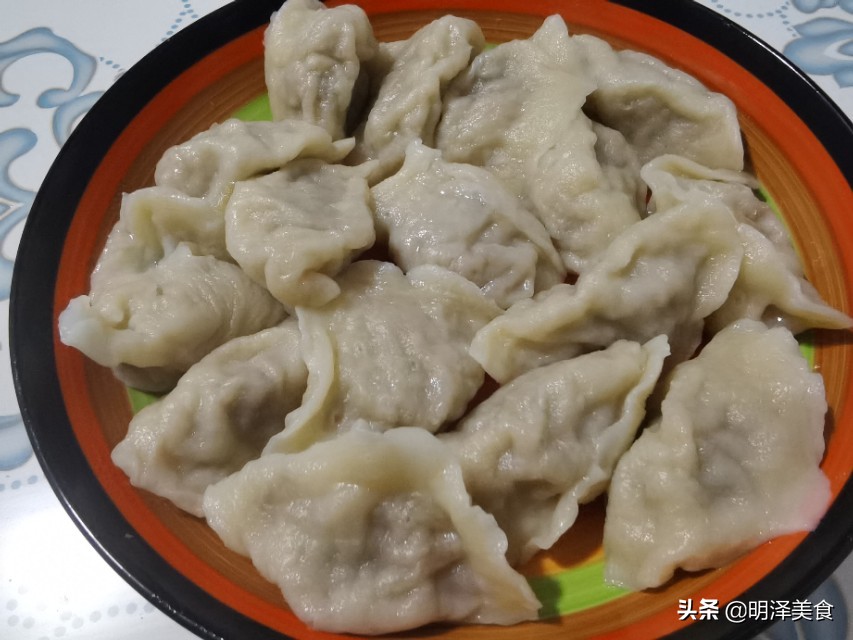 最好吃的牛肉萝卜馅饺子的做法,家常萝卜馅饺子做法