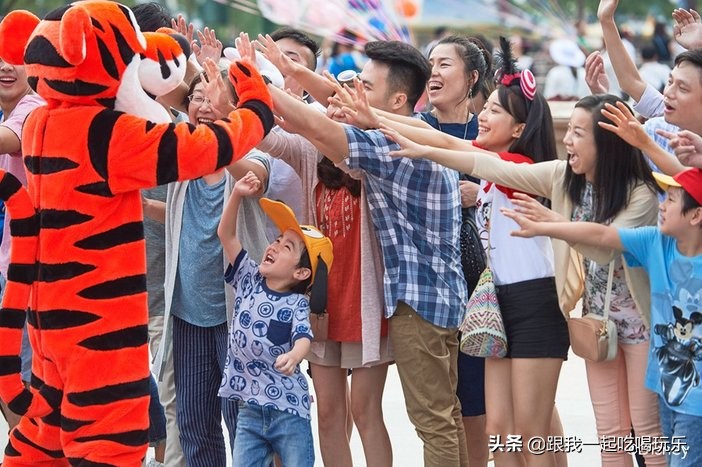 去上海迪士尼平安夜还是圣诞节,圣诞节去上海迪士尼