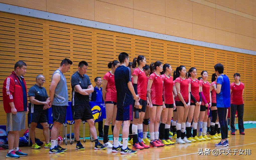 成绩不好但是篮球打得好,成绩好不一定受欢迎