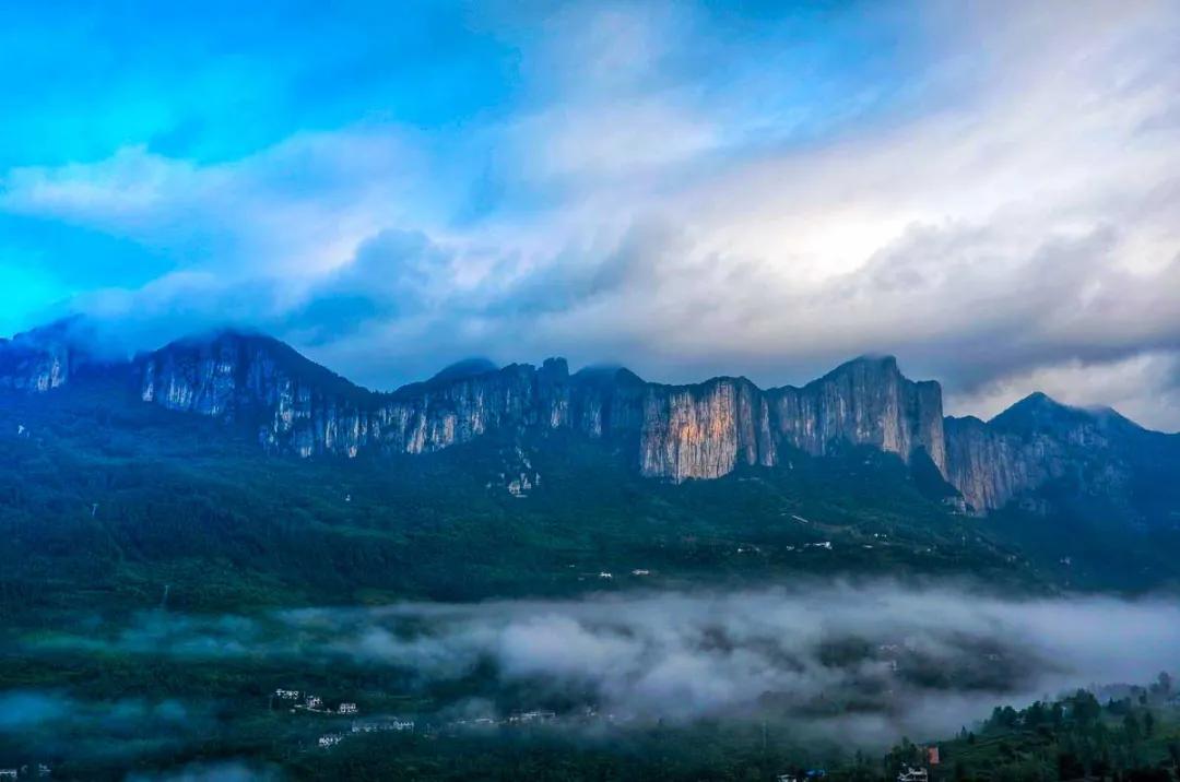 适合夏天去旅游的自驾路线,适合夏季的自驾游路线推荐