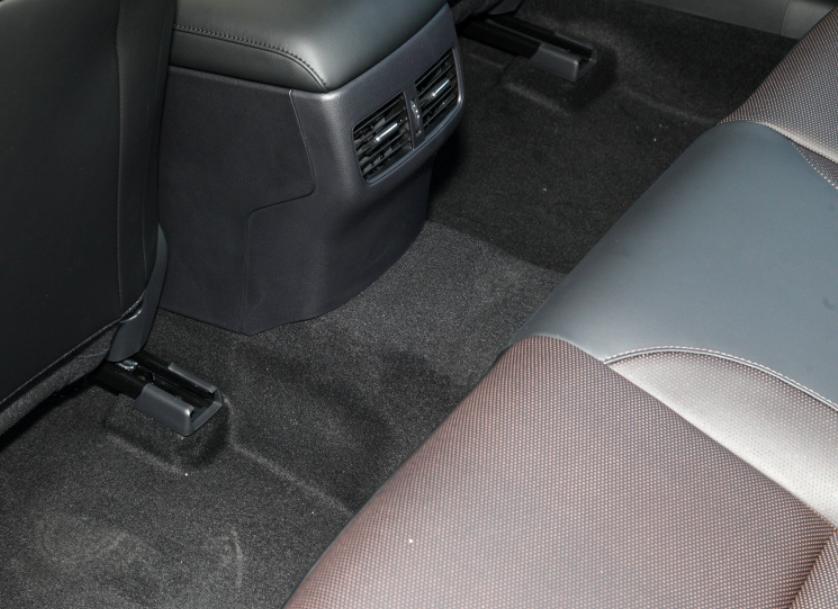 颜值轿车昂克赛拉,颜值品质并存经济实用的昂克赛拉