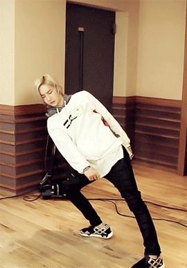 长得漂亮就是娘娘腔？现在的弟弟个顶个真材实料