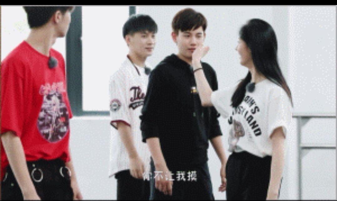 周洁琼蔡徐坤在一起,周洁琼蔡徐坤什么关系