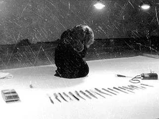 行为艺术到底是什么,通俗点讲什么是行为艺术