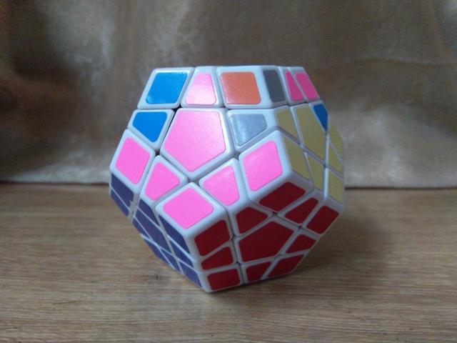 教我玩魔方的手法,我和魔方有个约定