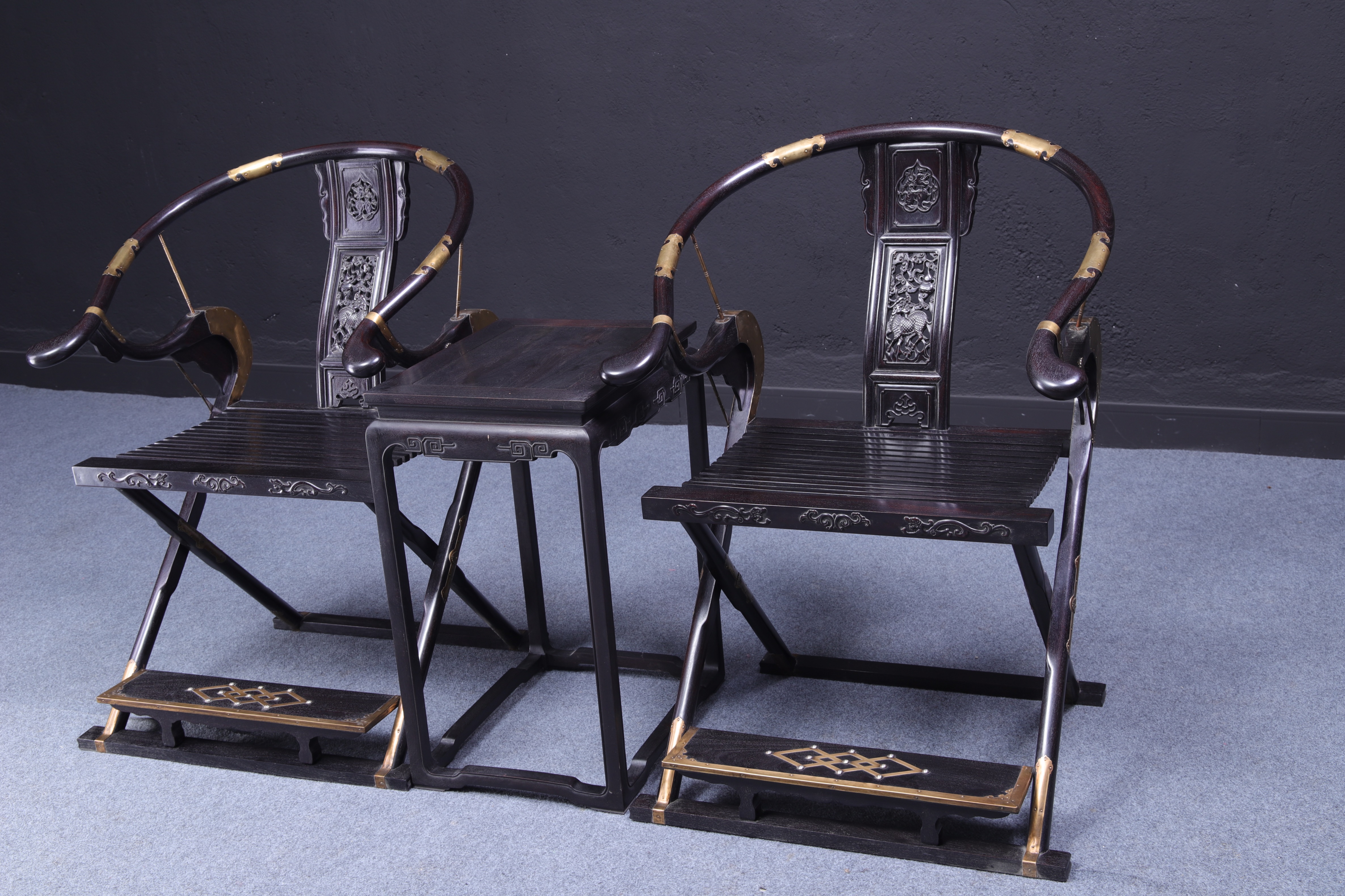 紫檀镶嵌剔红宝座,紫檀凤尾纹盘