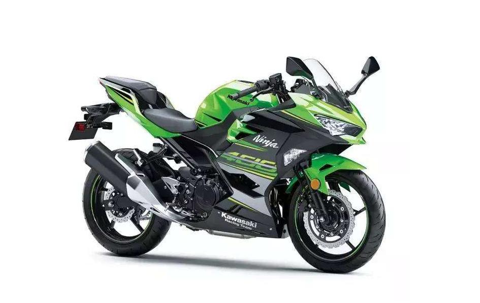 赛600与川崎400的对比,黄龙600和川崎400哪个值得入手