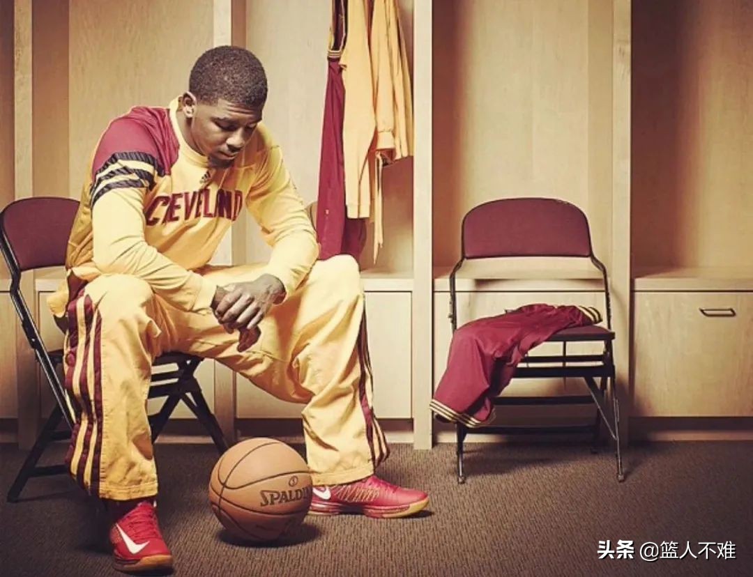 绡悆娆ф枃寰烽瞾澶у彅,寰烽瞾澶у彅娆ф枃绌跨殑闉嬪瓙