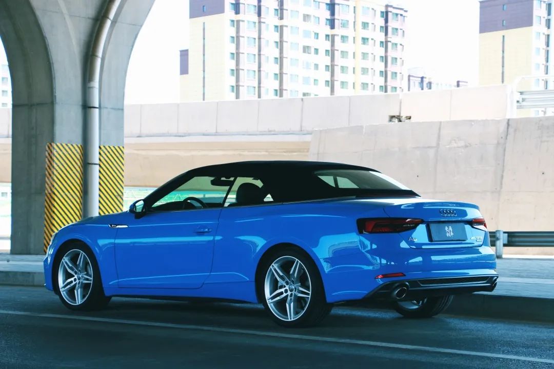 奥迪a540quattro,奥迪a52010款