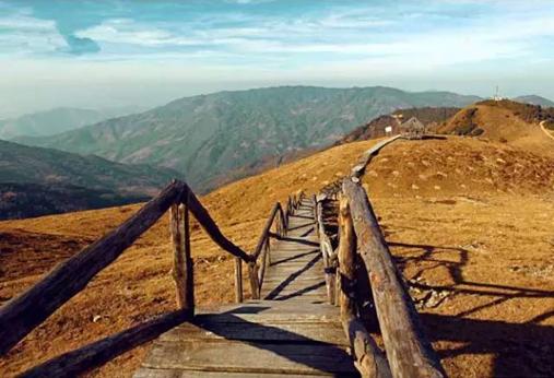 彩虹湖公园有什么好玩的地方,浆水泉公园景区