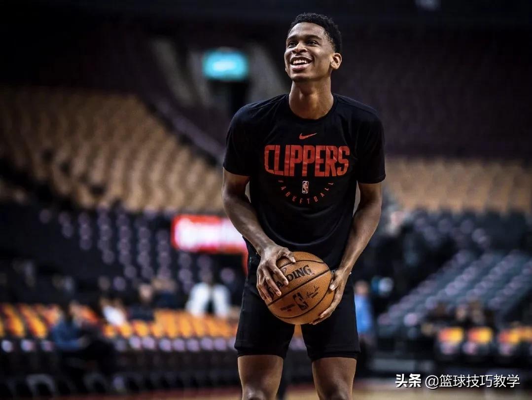 这交易巨赚啊，1换8，还换来了一个非常牛逼的未来之星